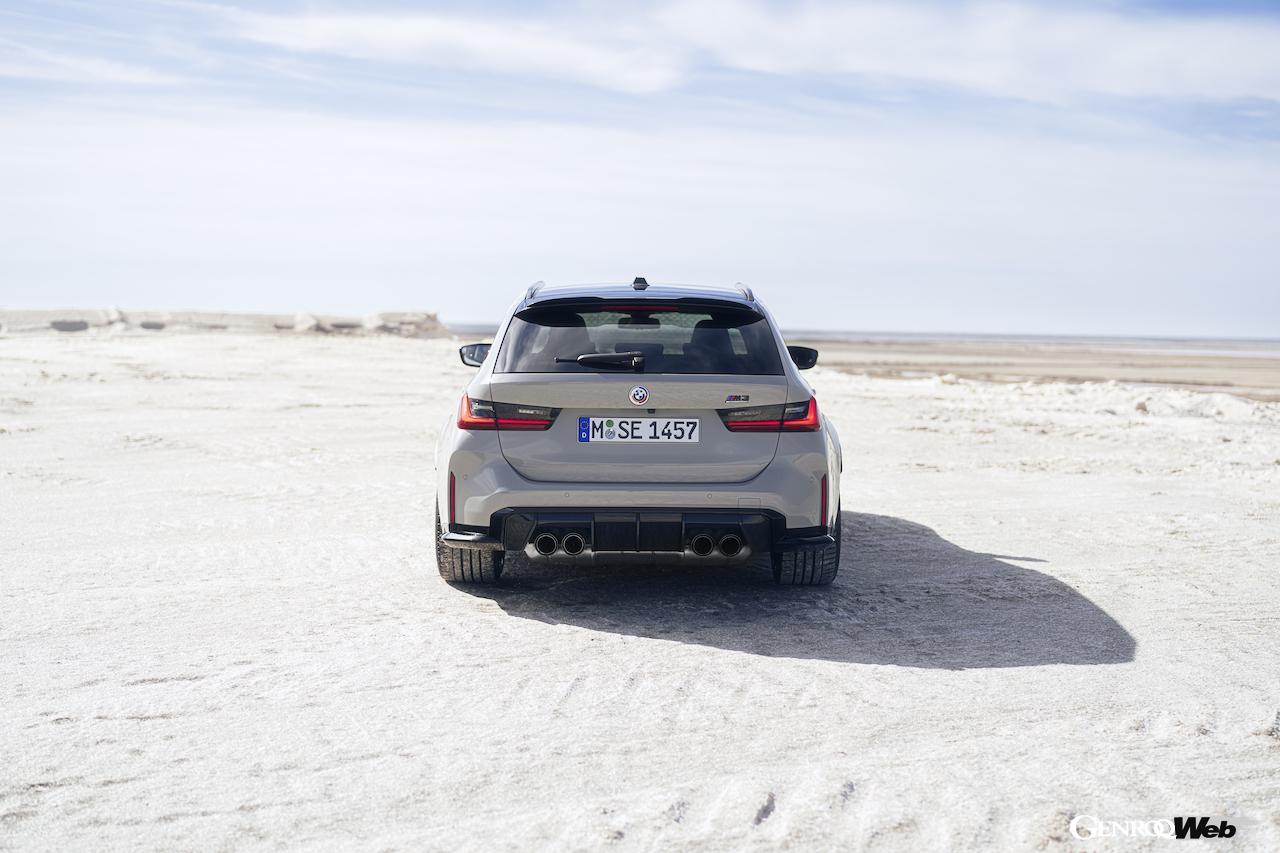 BMW M3 コンペティション M xDrive ツーリングのエクステリア。