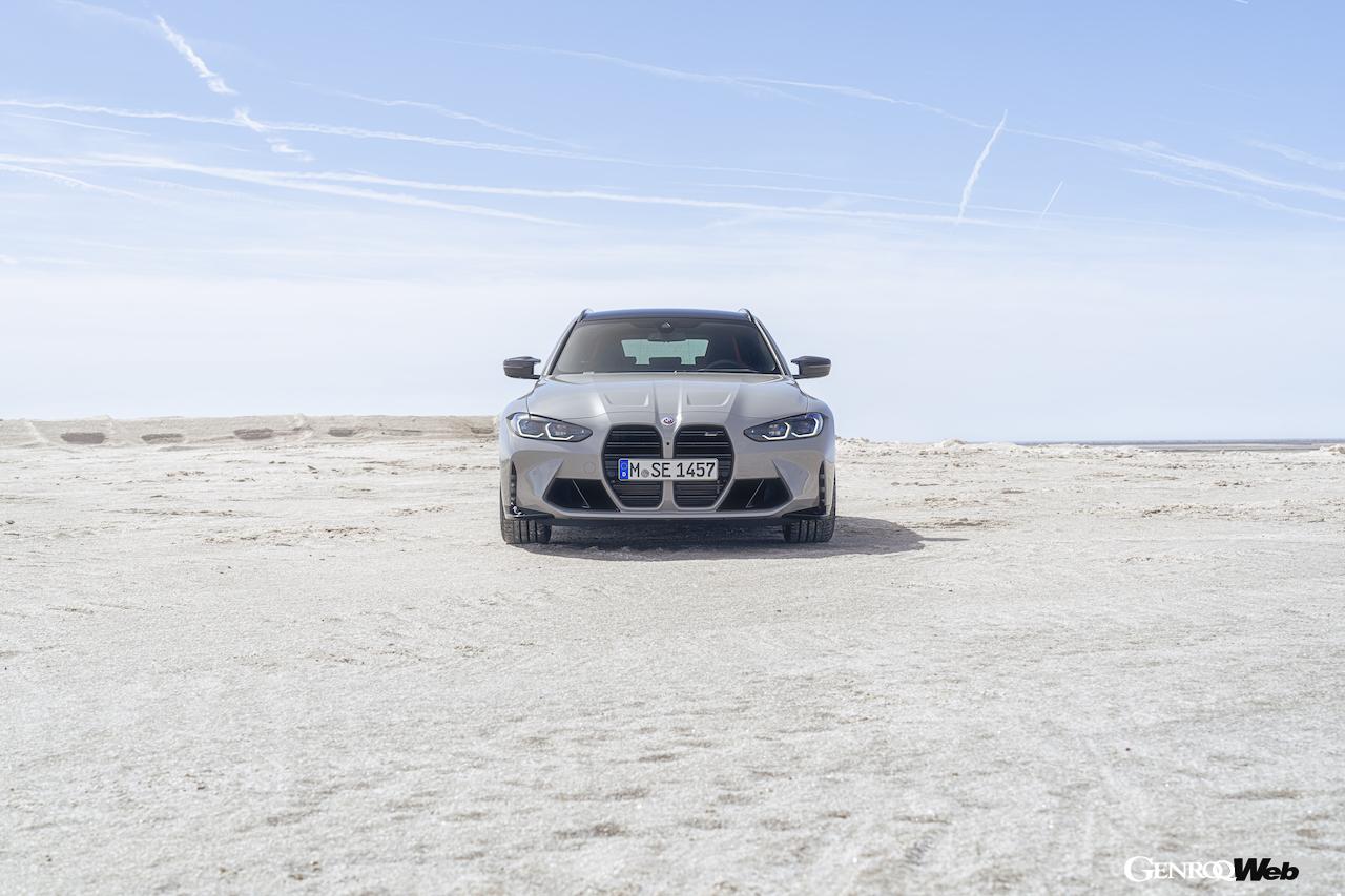 BMW M3 コンペティション M xDrive ツーリングのエクステリア。