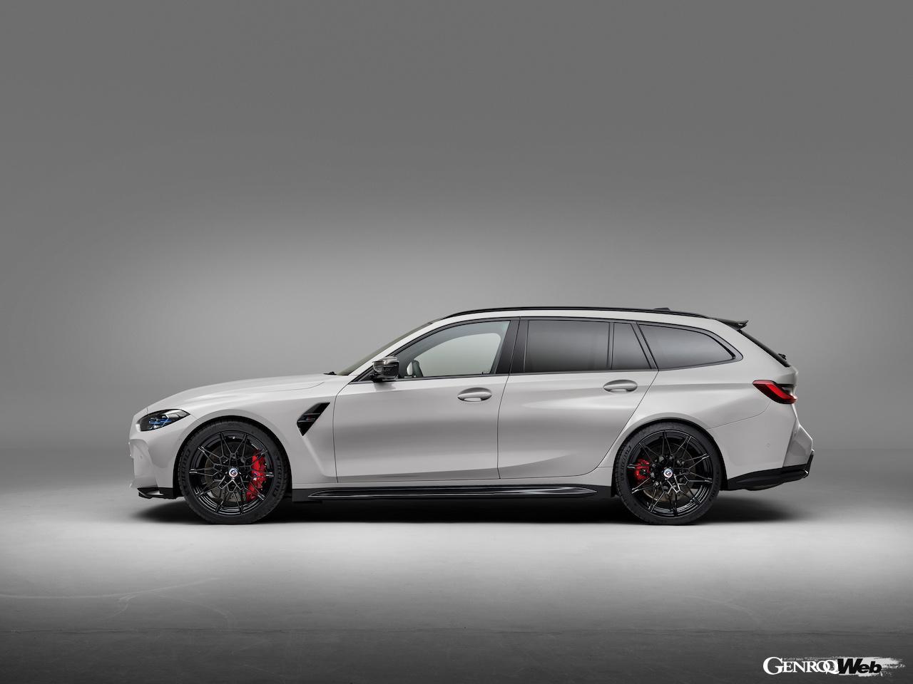 BMW M3 コンペティション M xDrive ツーリングのエクステリア。