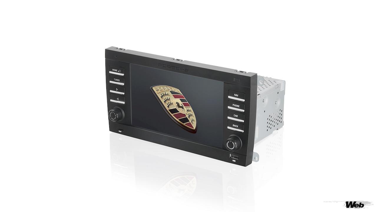 初代カイエン用「ポルシェクラシックコミュニケーションマネジメントシステムプラス（PCCM Plus）」。