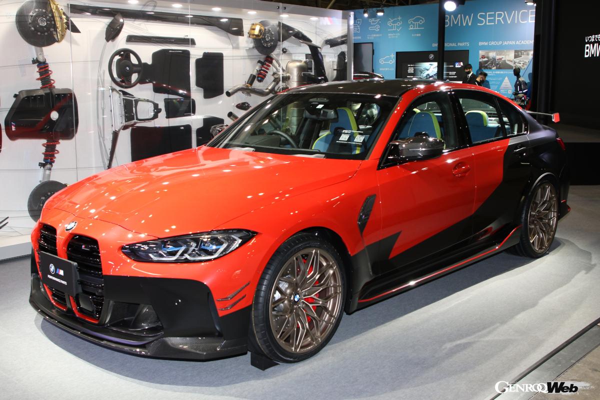 M パフォーマンス・パーツを装着し、特別ラッピングが施されたM3 Sedan Competition M xDrive。もちろんMパフォーマンスをフル装備している。