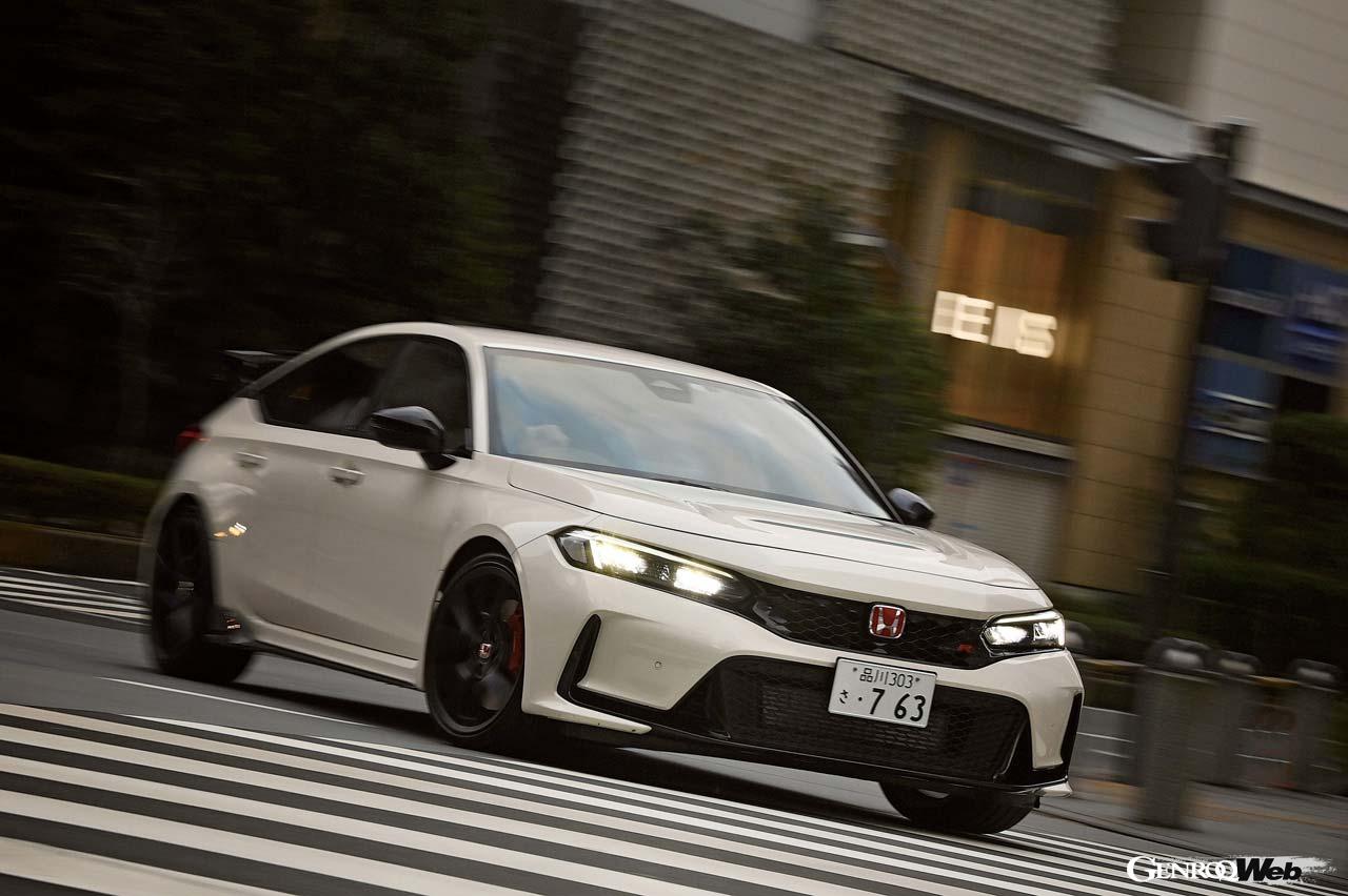 スーパーGTのGT500マシンも2024年シーズンからシビックタイプRのシルエットに変更される。新型シビックタイプRがNSXなきあとのホンダのスポーツイメージを引き受けるのだ。