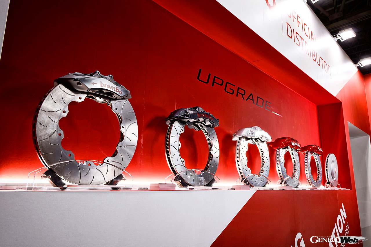 ブレンボのアフターマーケット向け製品「スポーツ」「GT」「ピスタ」はアップグレードプログラムと呼ばれる。