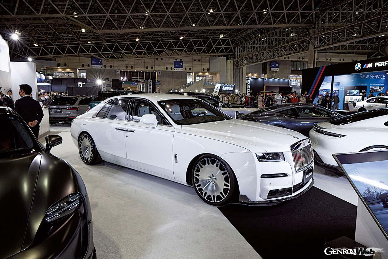 ロールス・ロイス ゴーストとポルシェ タイカンというメルセデス以外のコンプリートカーを展示したブラバス。