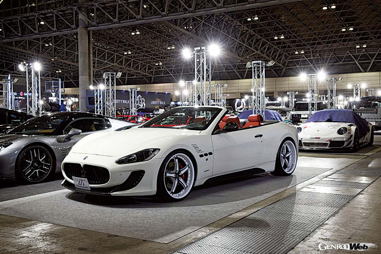 2010年式なのに、まるで新車かと見間違うほどの色艶を放つグランカブリオ。