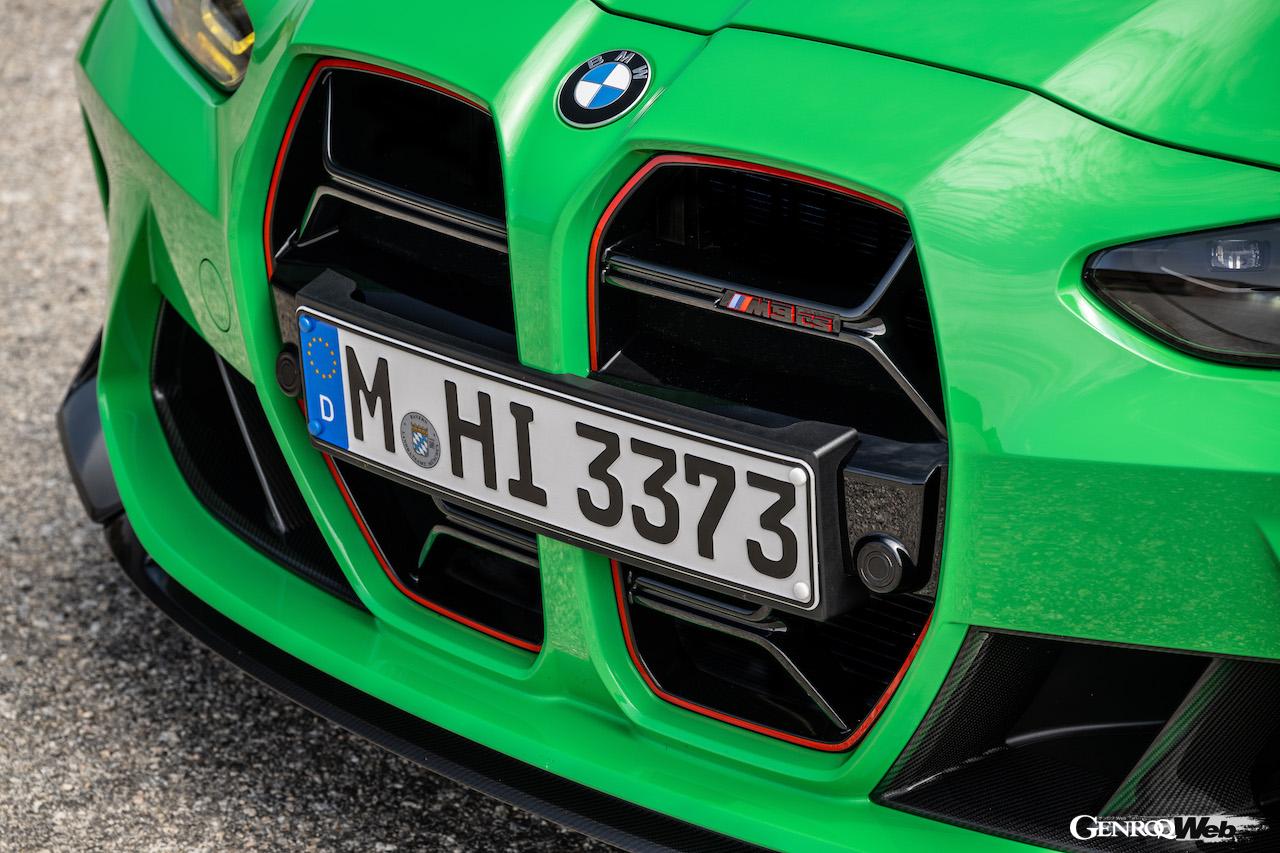 M3の限定ハイパフォーマンス仕様「BMW M3 CS」の専用キドニーグリル。