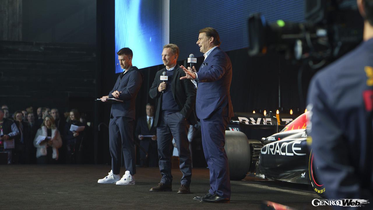 レッドブルのクリスチャン・ホーナー代表と、フォードのジム・ファーリーCEO。