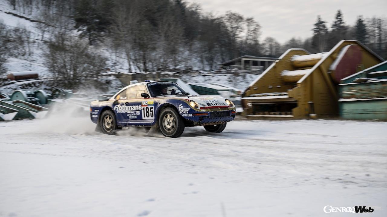 ジャッキー・イクスにより、実走行テストが行われたポルシェ 959 パリ・ダカール。