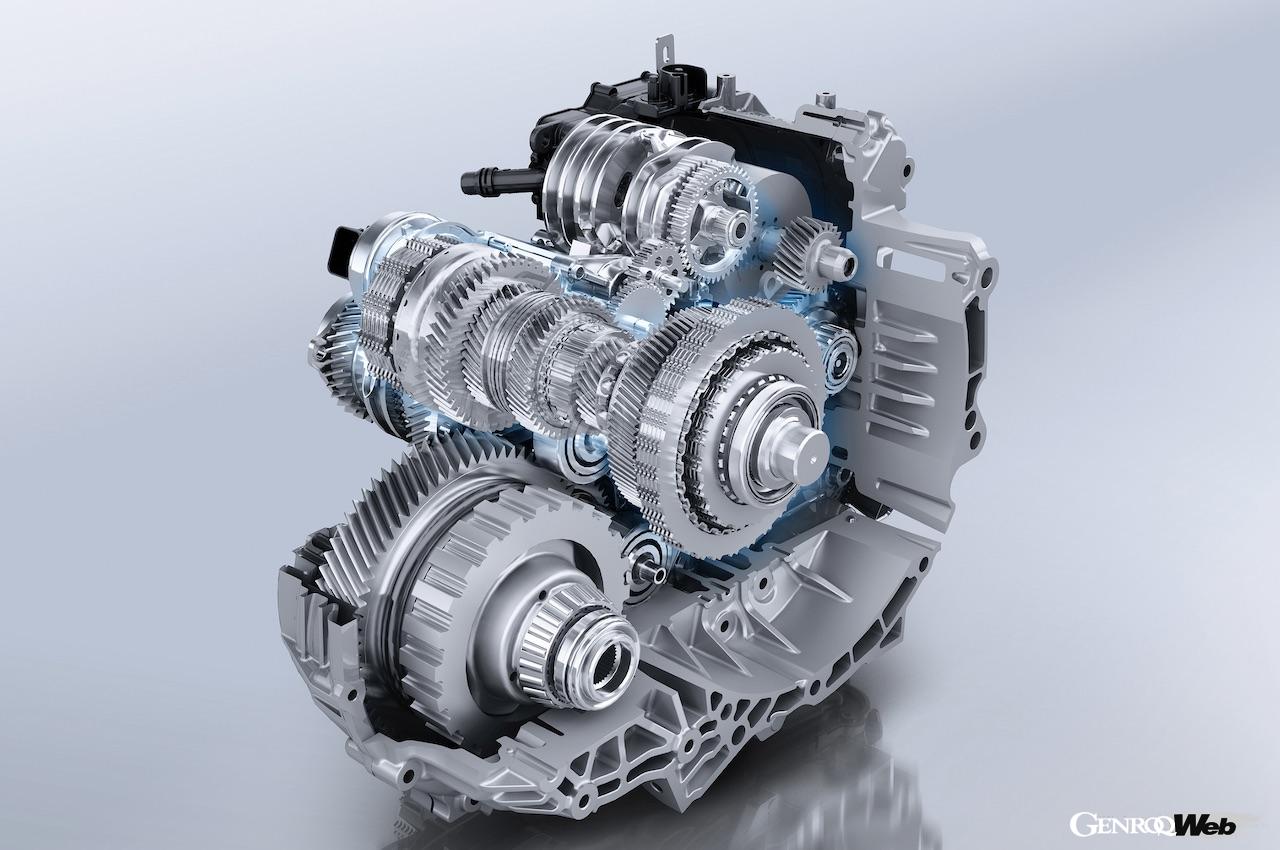 6速デュアルクラッチ電動ギアボックスに組み込まれた電動モーター。このハイブリッド・システムにより、市街地走行の50％を電動走行でカバーすることが可能になった。