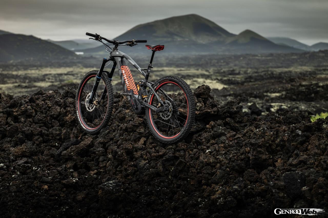 アウディらしいエクステリアが採用された、電動MTB「アウディ エレクトリック マウンテンバイク」。