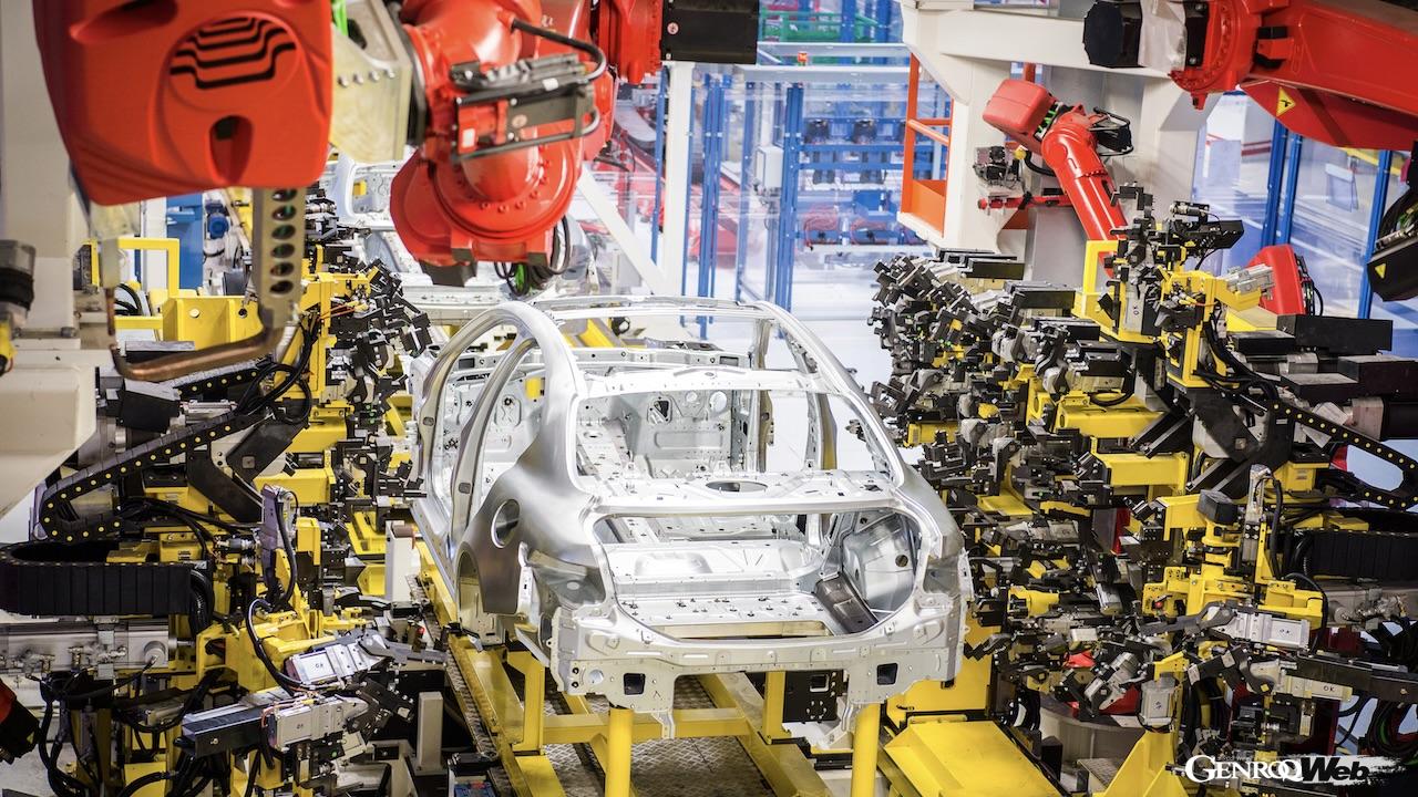 アルファロメオ ジュリアやマセラティ グレカーレを製造するカッシーノ工場において、プレミアムフル電動モデルが製造される。