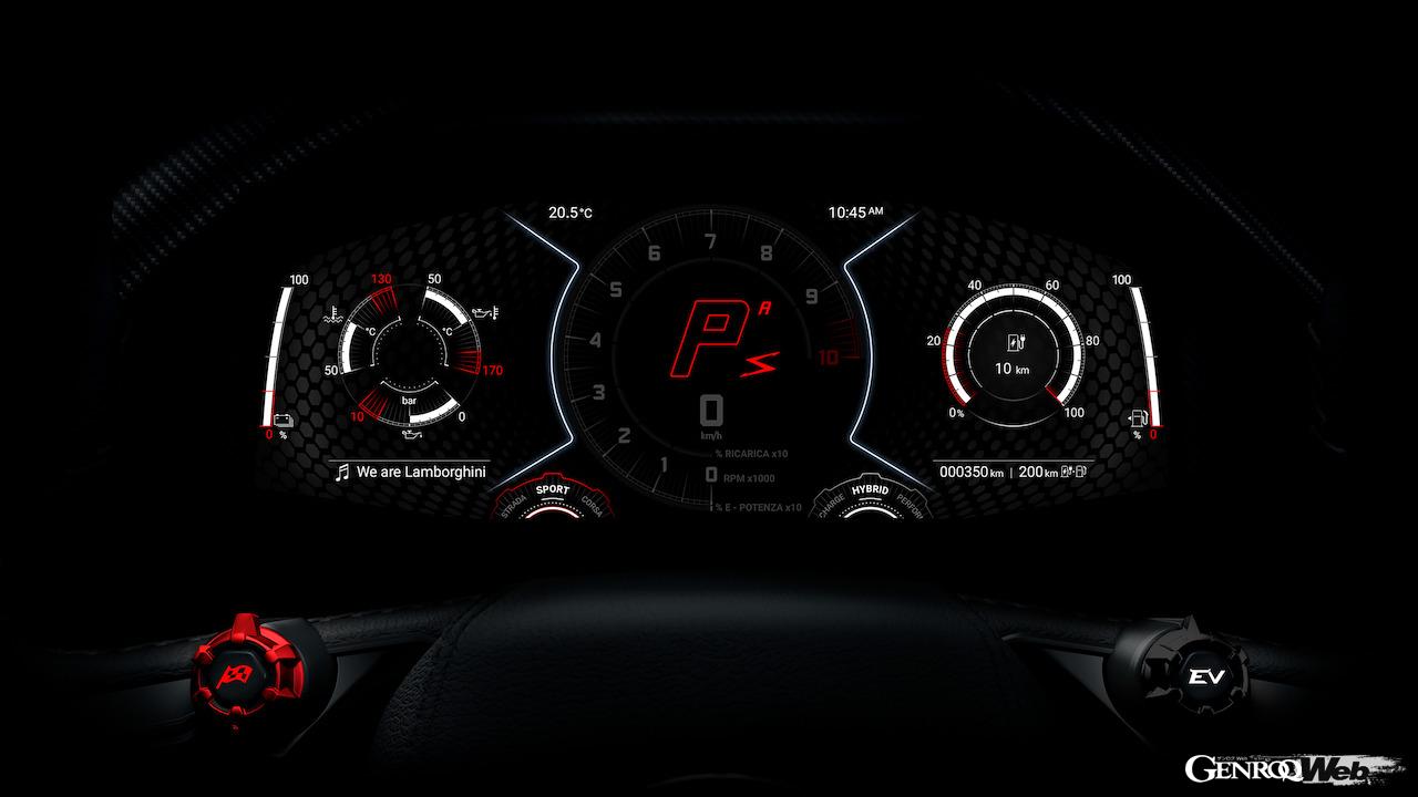 「ランボルギーニ LB744」は、新開発のステアリングホイールで選択可能な、13種類のドライブモードが用意された。