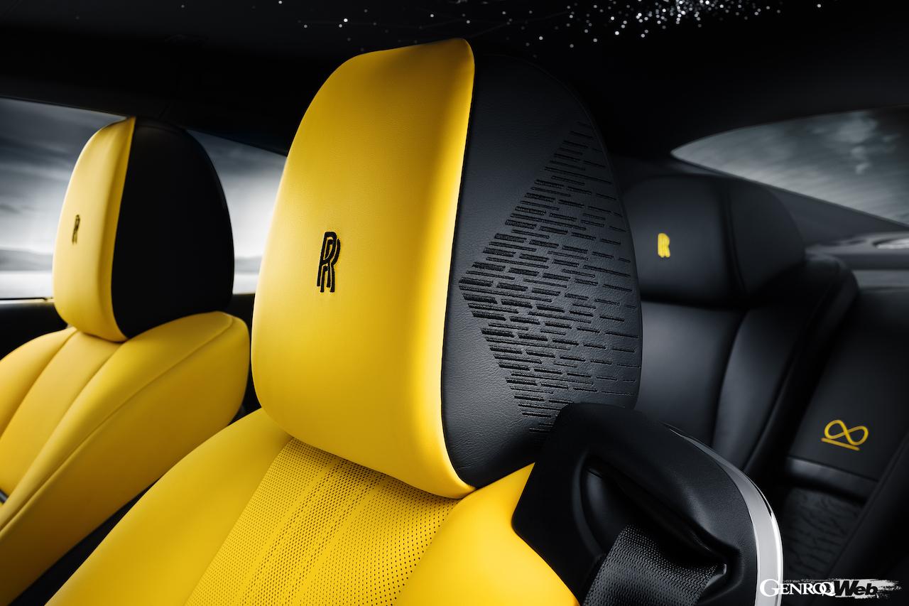 12台が限定製造される、ロールス・ロイス「ブラック・バッジ レイス ブラックアロー」のインテリア。