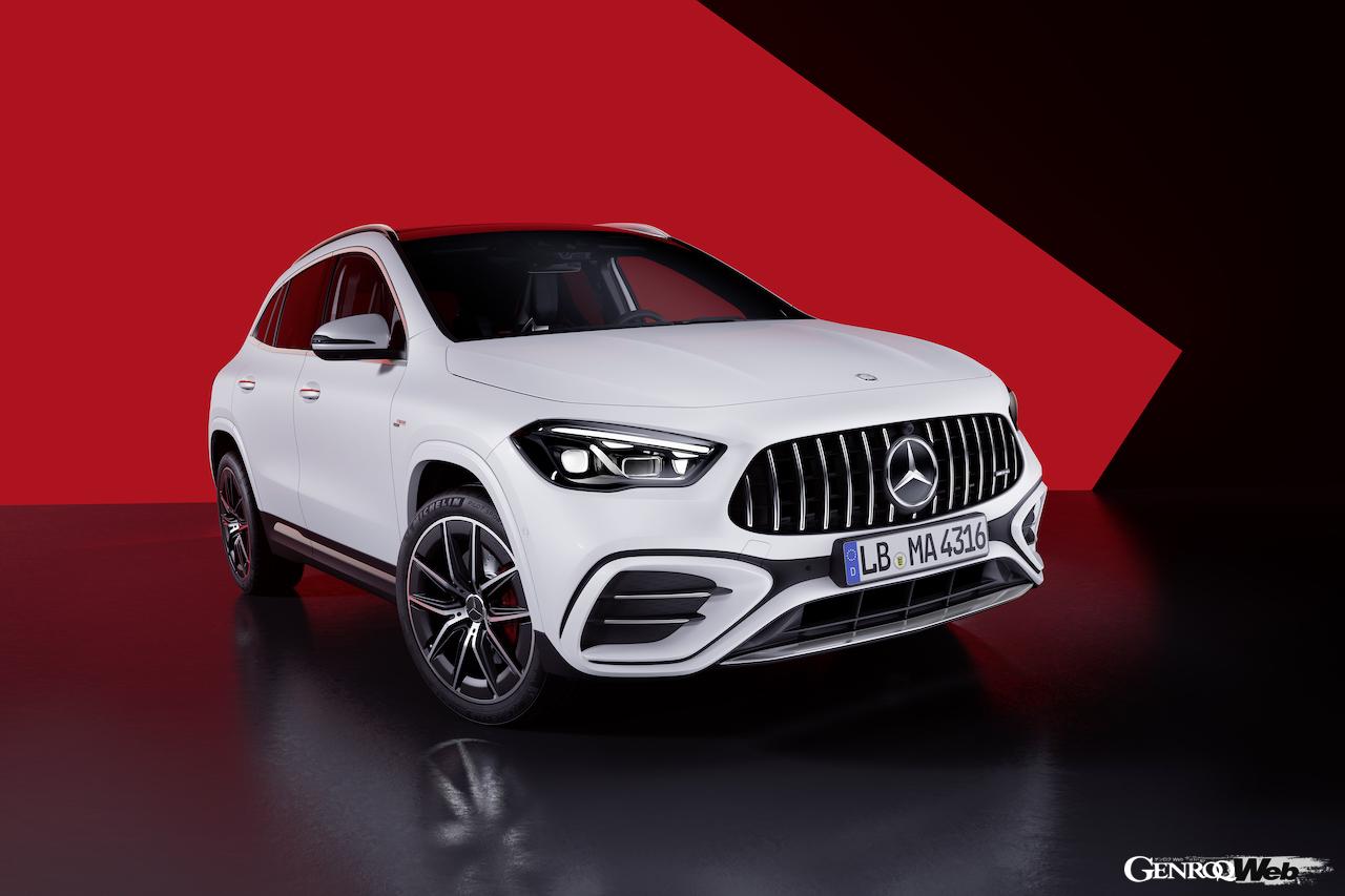 フェイスリフトが行われた「メルセデスAMG GLA 35 4MATIC」のエクステリア。