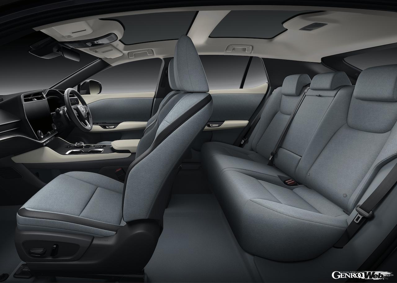 レクサス初のBEV専用モデルとして登場した「RZ450e」のインテリア。