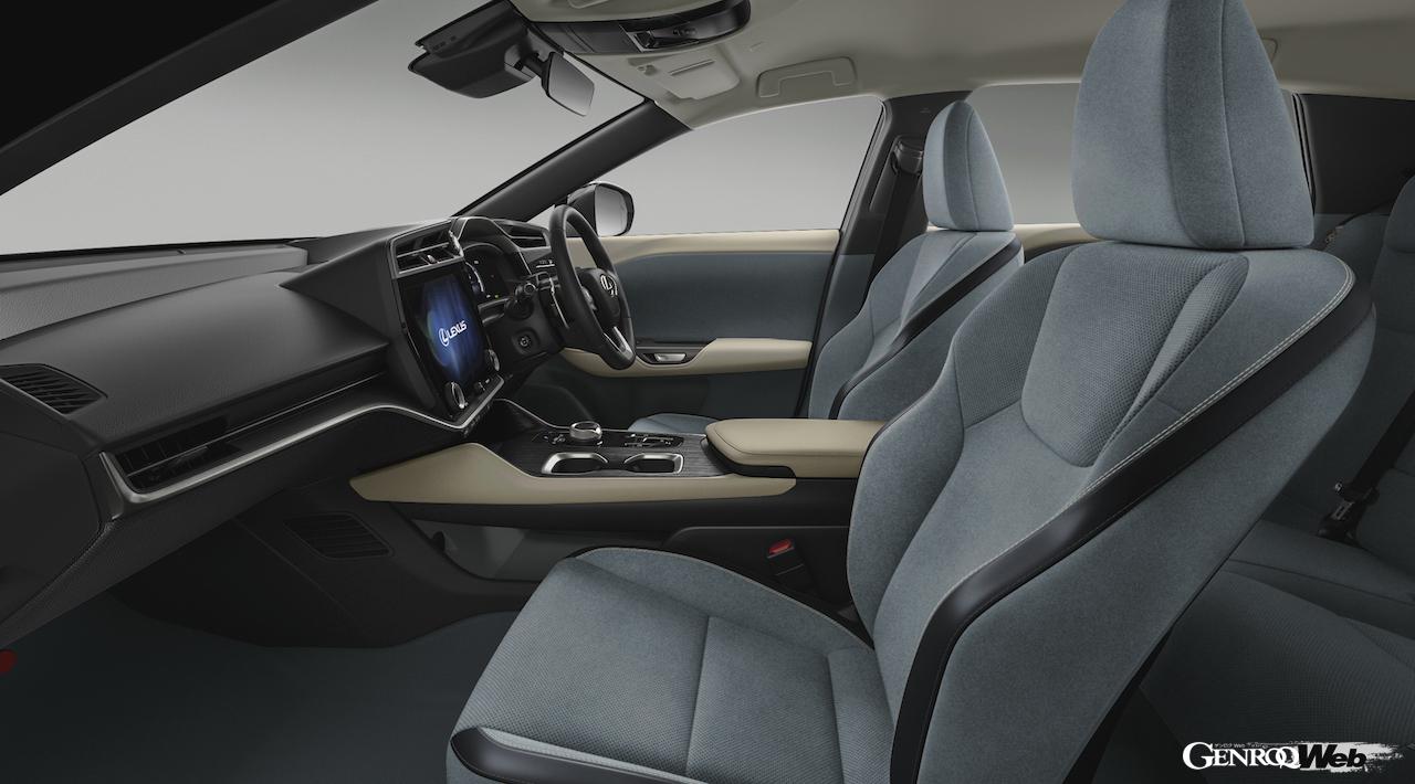 レクサス初のBEV専用モデルとして登場した「RZ450e」のインテリア。