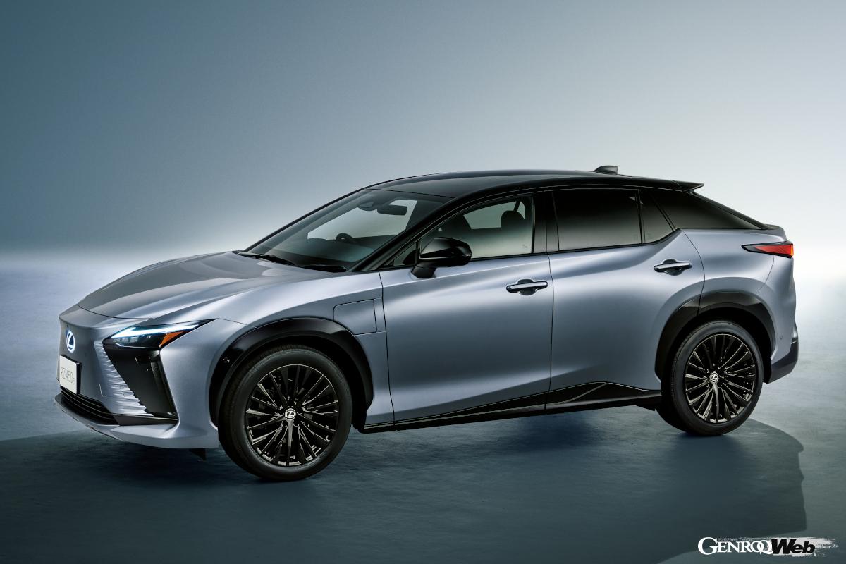 特別仕様車「RZ450e First Edition」の専用エクステリア。