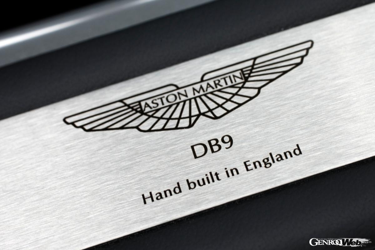 購入したら少しでも愛着の強まるよう、細かな程度なんかよりむしろ色味にこだわった方がいい。それと重要なのはインテリアの程度だ。