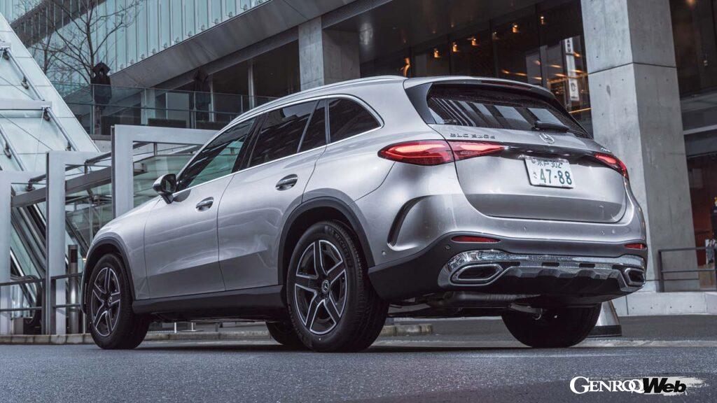 先代GLCはモデル末期にはメルセデスSUV最多販売を記録。2021年にいたってはCクラスをも上回り、今やメルセデスのベストセラーの1台だ。