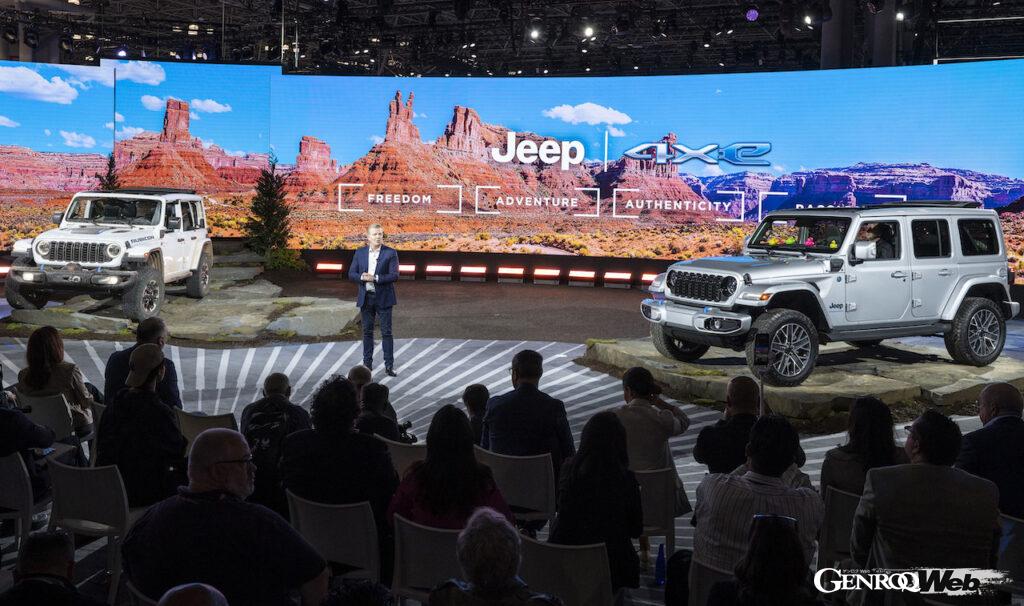 ニューヨーク・オートショーで行われた、2024年モデル「ジープ ラングラー」の発表イベント。