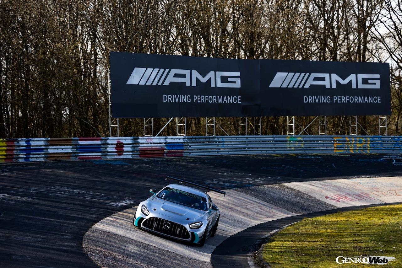 GT3を上まわる最強のカスタマーカーとして開発された「メルセデスAMG GT2」。