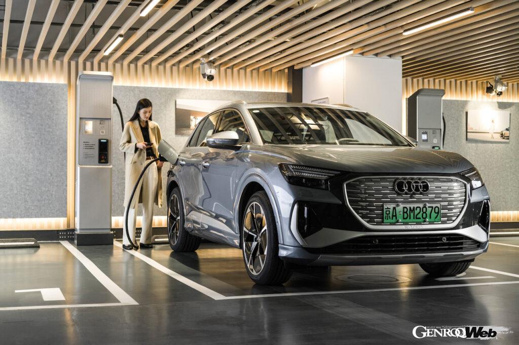 世界的に脱炭素化を進めるためには、巨大市場である中国市場が大きな鍵となる。アウディは写真のQ4 e-tronをはじめ、積極的にBEVの投入を進めていくという。