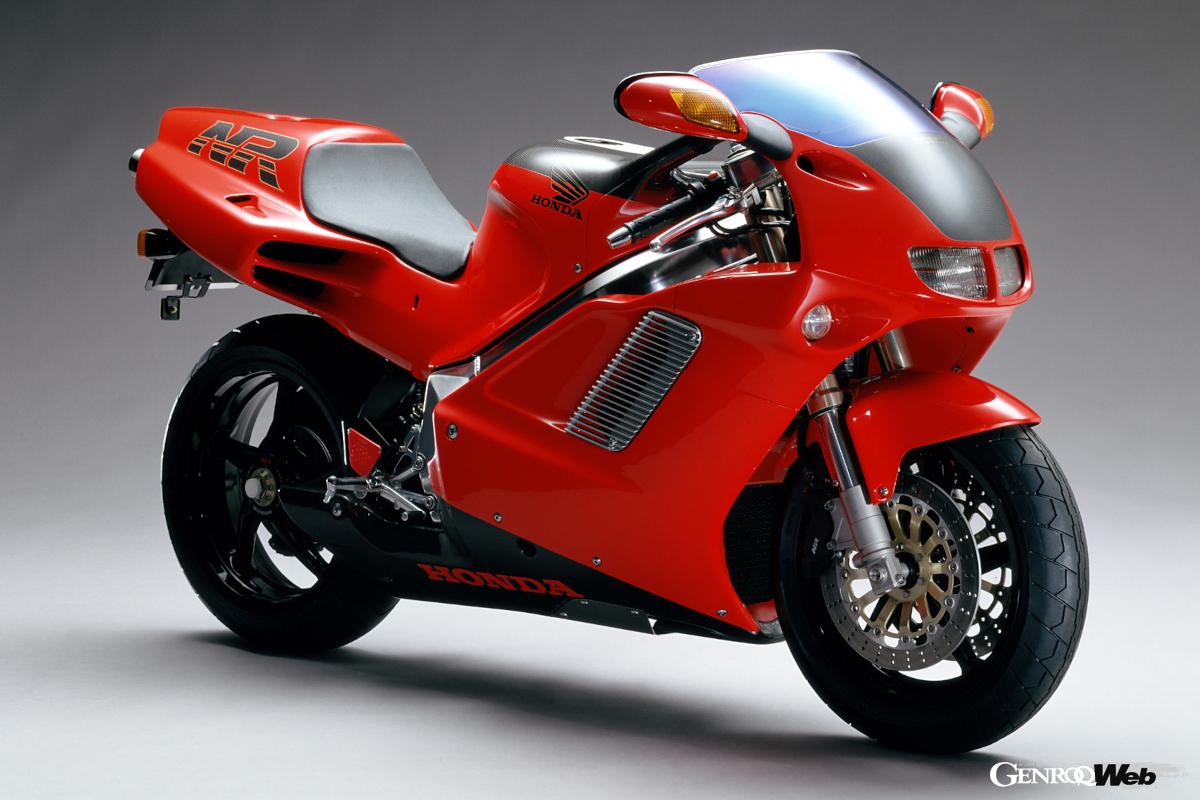 NR750 楕円ピストン　楕円シリンダー　チタンコンロッド　セット NR750 楕円ピストン楕円シリンダーチタンコンロッドセット