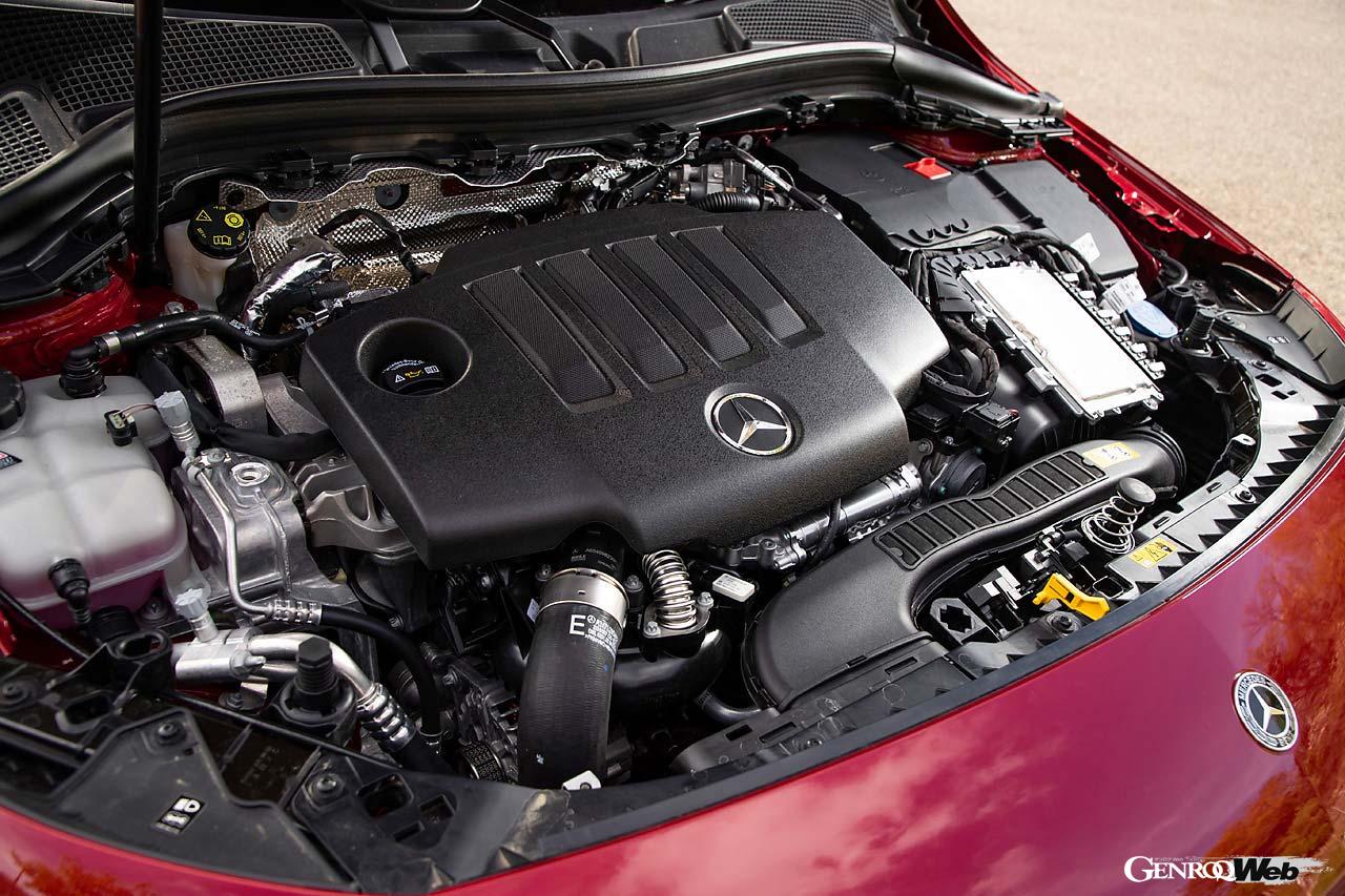 最高出力150PS、最大トルク320Nmを発揮する1.9リッター直4ターボディーゼル。コンパクトなボディには十分なスペックといえるだろう。