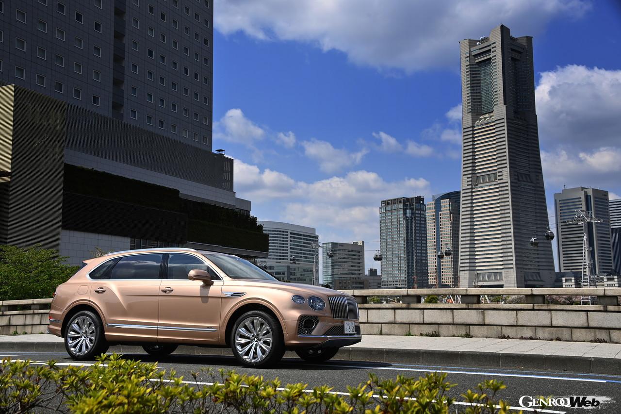 GENROQ 2023年7月号「LAMBORGHINI NEW ERA」発売中