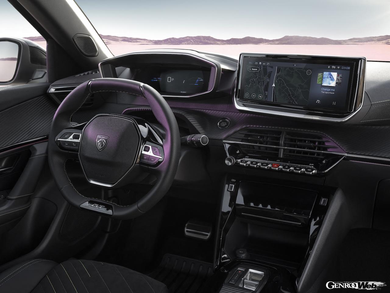 内外装をアップデートした「プジョー 2008」改良新型のインテリア。