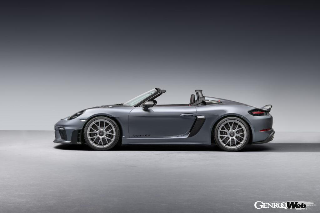 最高の走行性能を持つオープントップ・ミッドエンジンスポーツカーとして開発された「ポルシェ 718 スパイダー RS」。