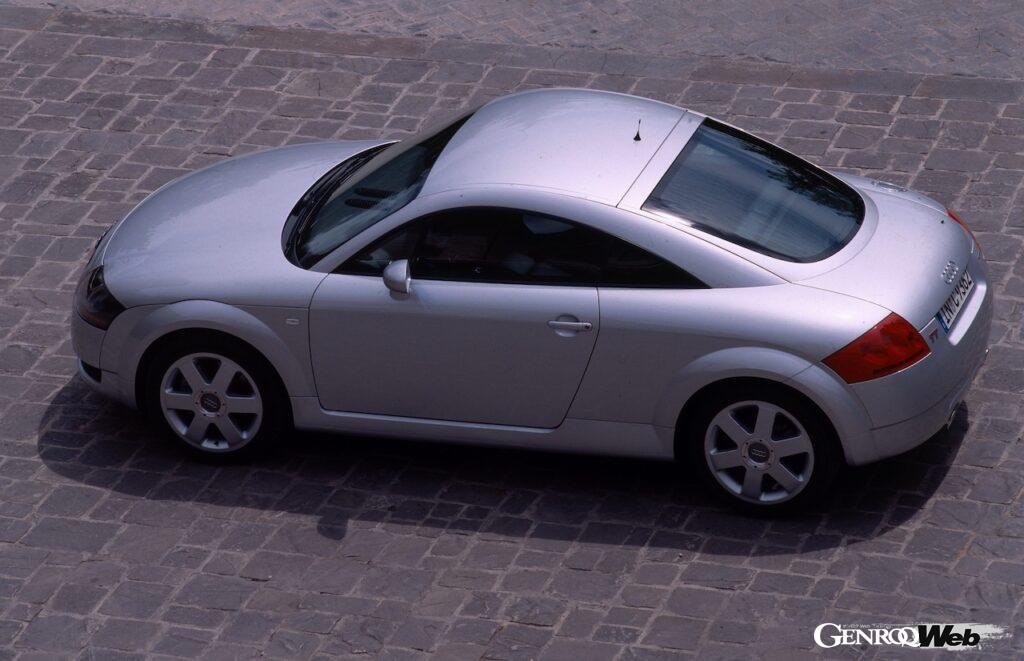 1998年にデビューした初代「アウディ TT 」。