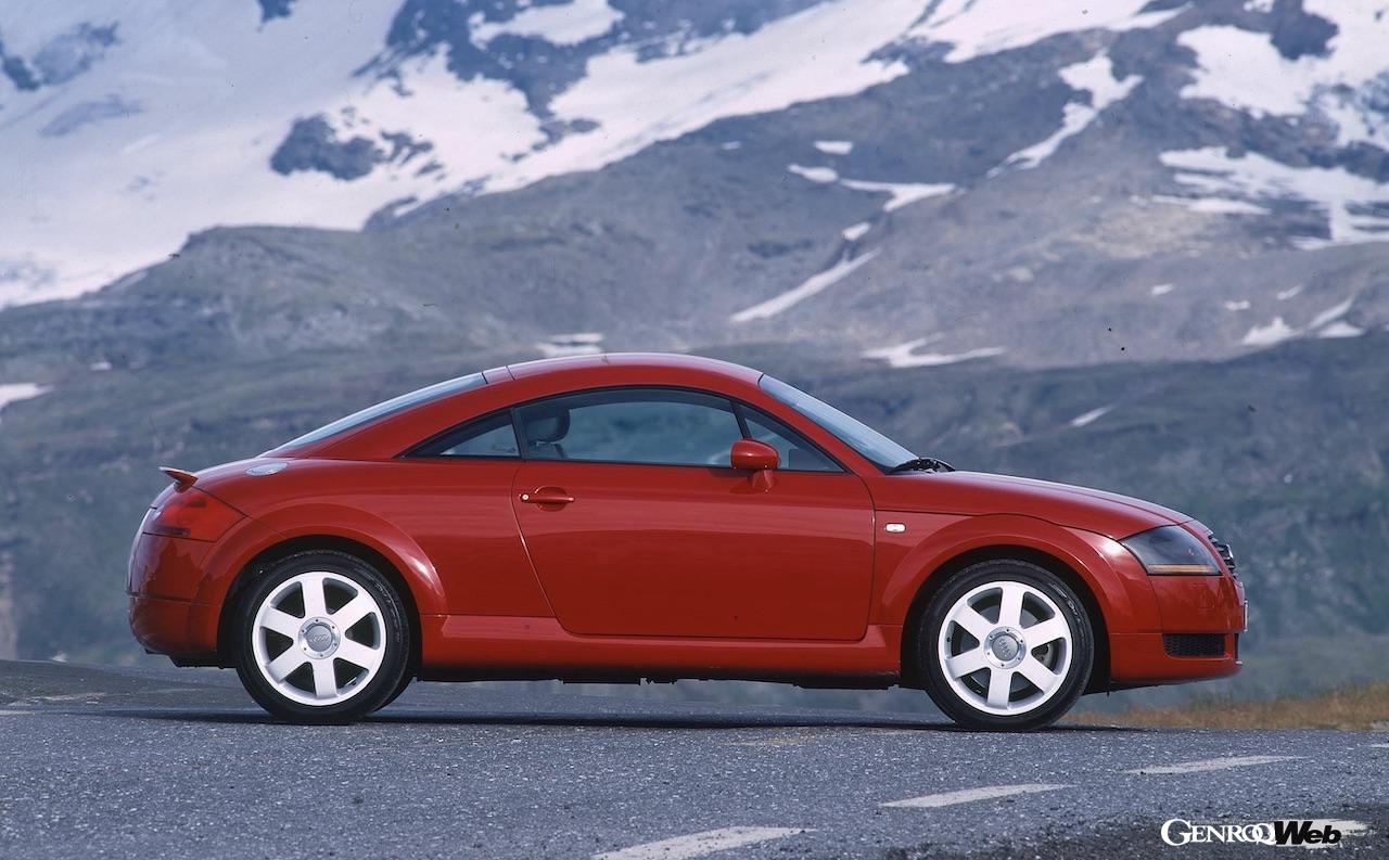 1998年にデビューした初代「アウディ TT 」。