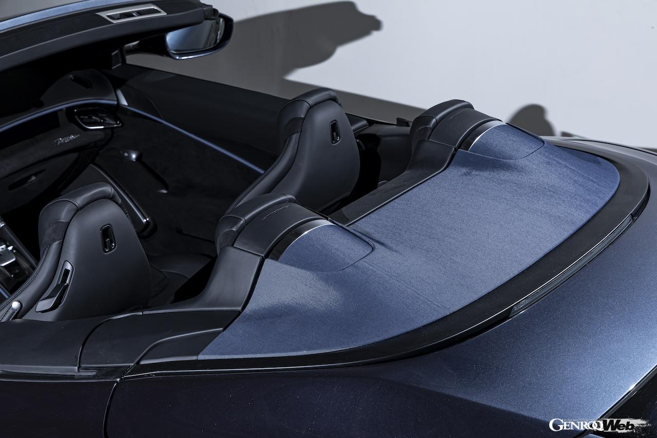 日本への導入が決まった「フェラーリ ローマ スパイダー」のウィンドリフレクター。