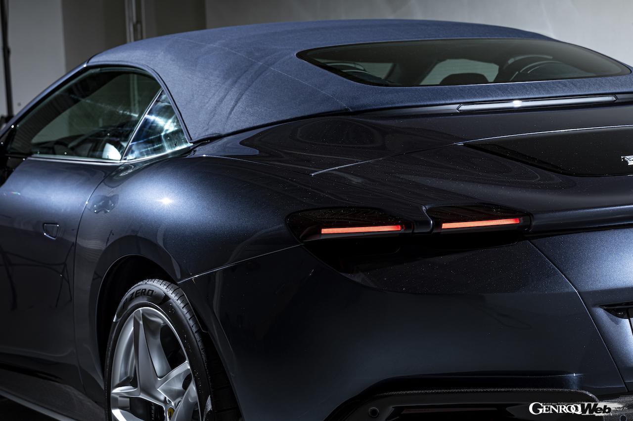 日本への導入が決まった「フェラーリ ローマ スパイダー」のエクステリア。