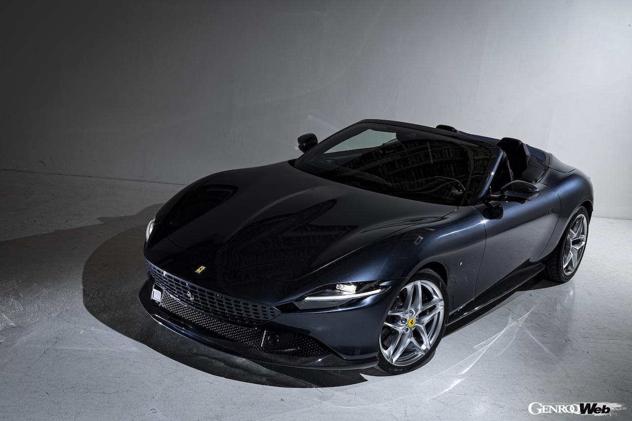 日本への導入が決まった「フェラーリ ローマ スパイダー」のエクステリア。