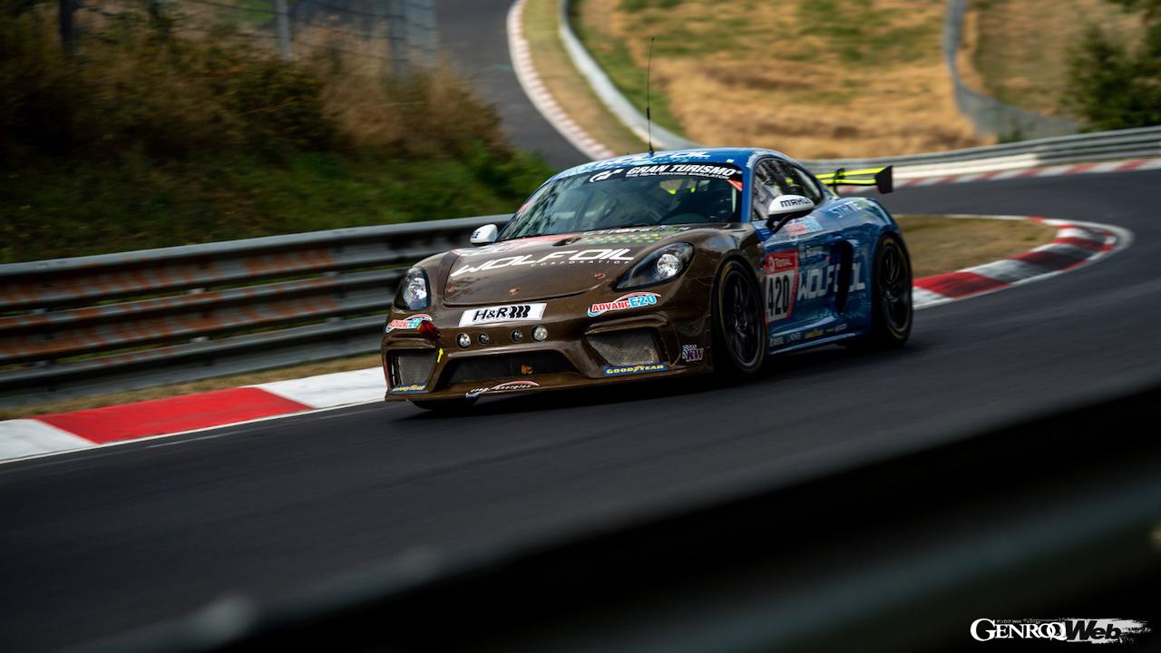 新型911 GT3 Rだけでなく、911 GT3 カップや718 ケイマン GT4 クラブスポーツ（写真）など、44台のポルシェが、2023年のニュルブルクリンク24時間レースにエントリーした。