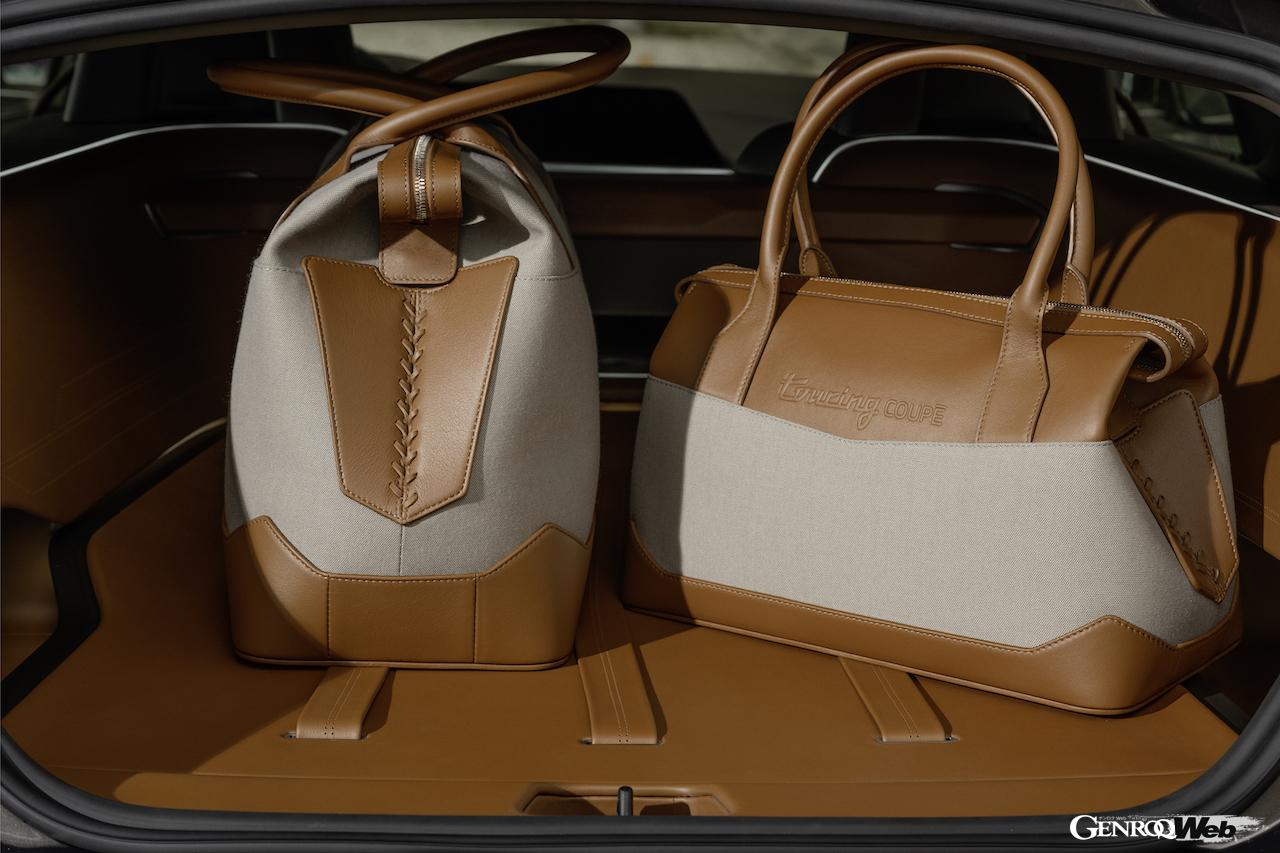 1台限りのワンオフモデルとして製作さえた「BMW コンセプト ツーリングクーペ」のスケドーニ製専用ラゲッジ。