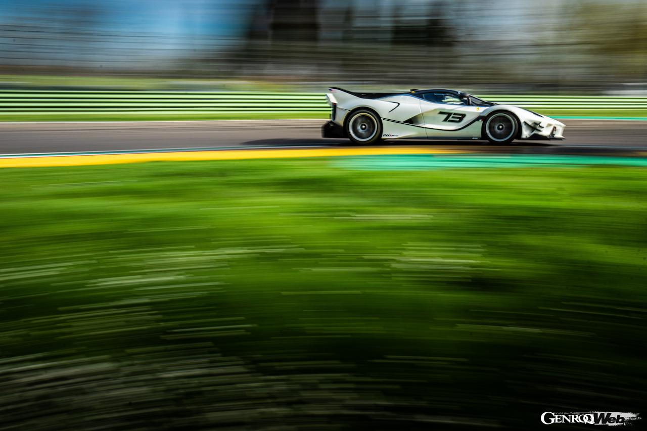 モンツァで行われる「XX プログラム」に、15台の「FXX-K EVO」をはじめ33台のサーキット専用スーパースポーツが集結することになった。