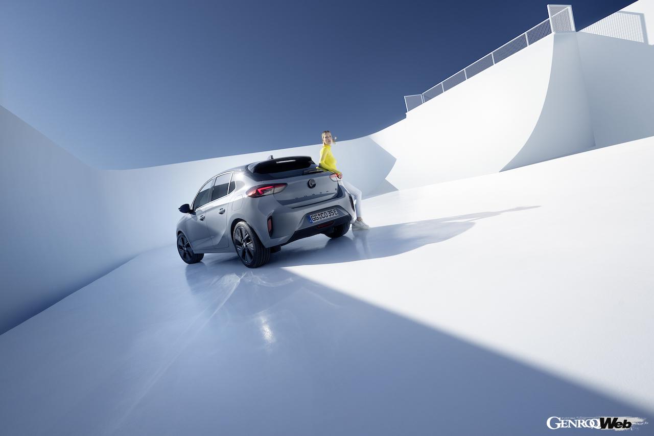 内外装を最新オペル・デザインにアップデートした、コルサの改良新型がデビュー。