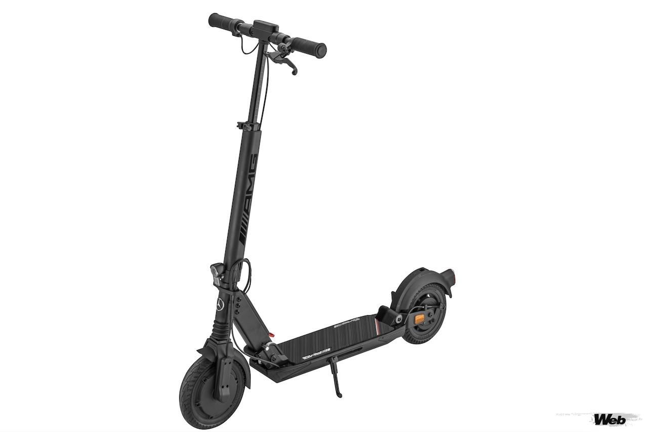 今回、メルセデス・ベンツは、スイスの超小型車両メーカー「マイクロ・モビリティ・システムズ」と共同開発。メルセデスAMGの名前に相応しい性能を持った電動キックボードが完成した。