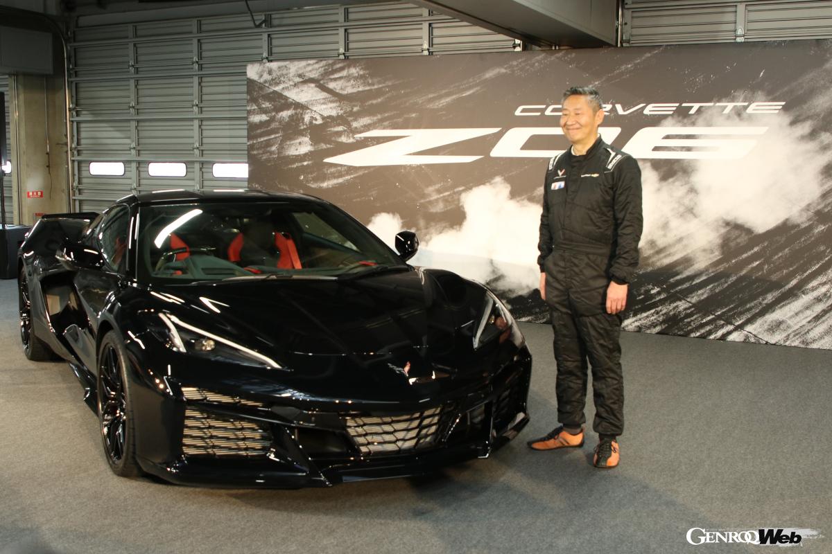 発表会の席上、代表取締役社長の若松格は「レース仕様の「コルベットC8.R」がすでに2019年から耐久レースに参戦している」といい。新型Z06にはこれらのレースから得られた知見がふんだんに盛り込まれていることを示唆した。