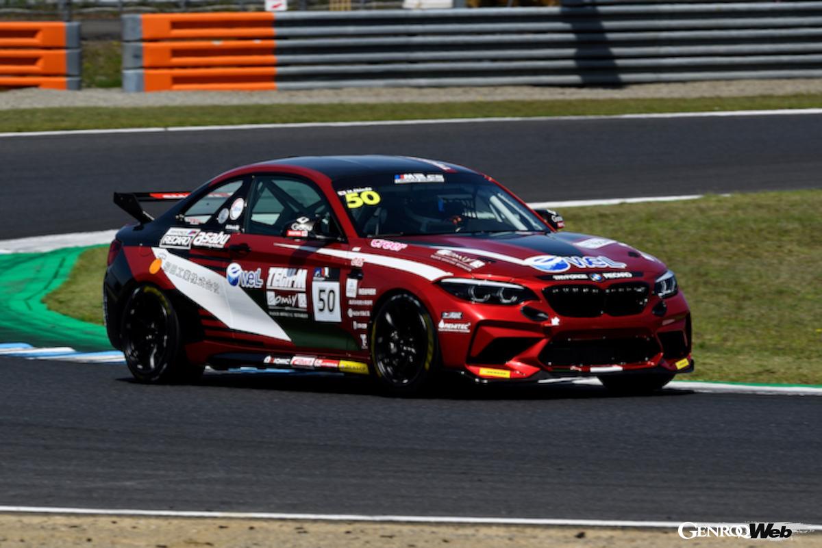 レース1は水元がポールポジション、片山が5番グリッド、神頭が6番グリッドからスタートとなった。