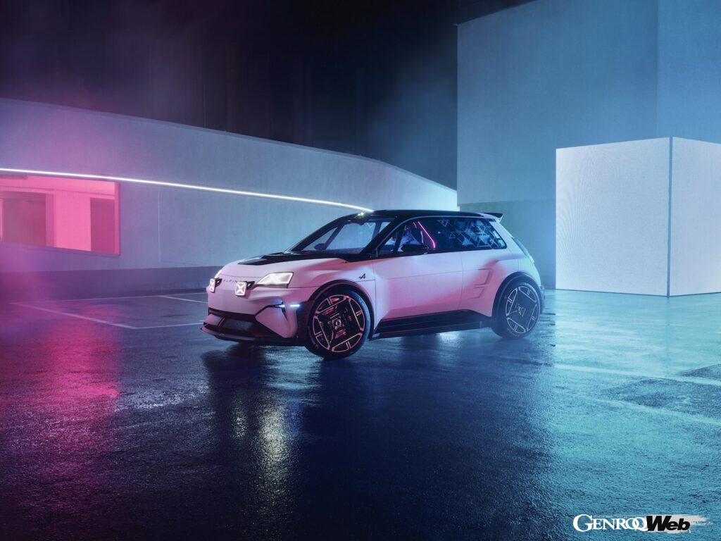 2024年にデビューする「アルピーヌ A290」を予告する「 A290_β」」の走行シーン。