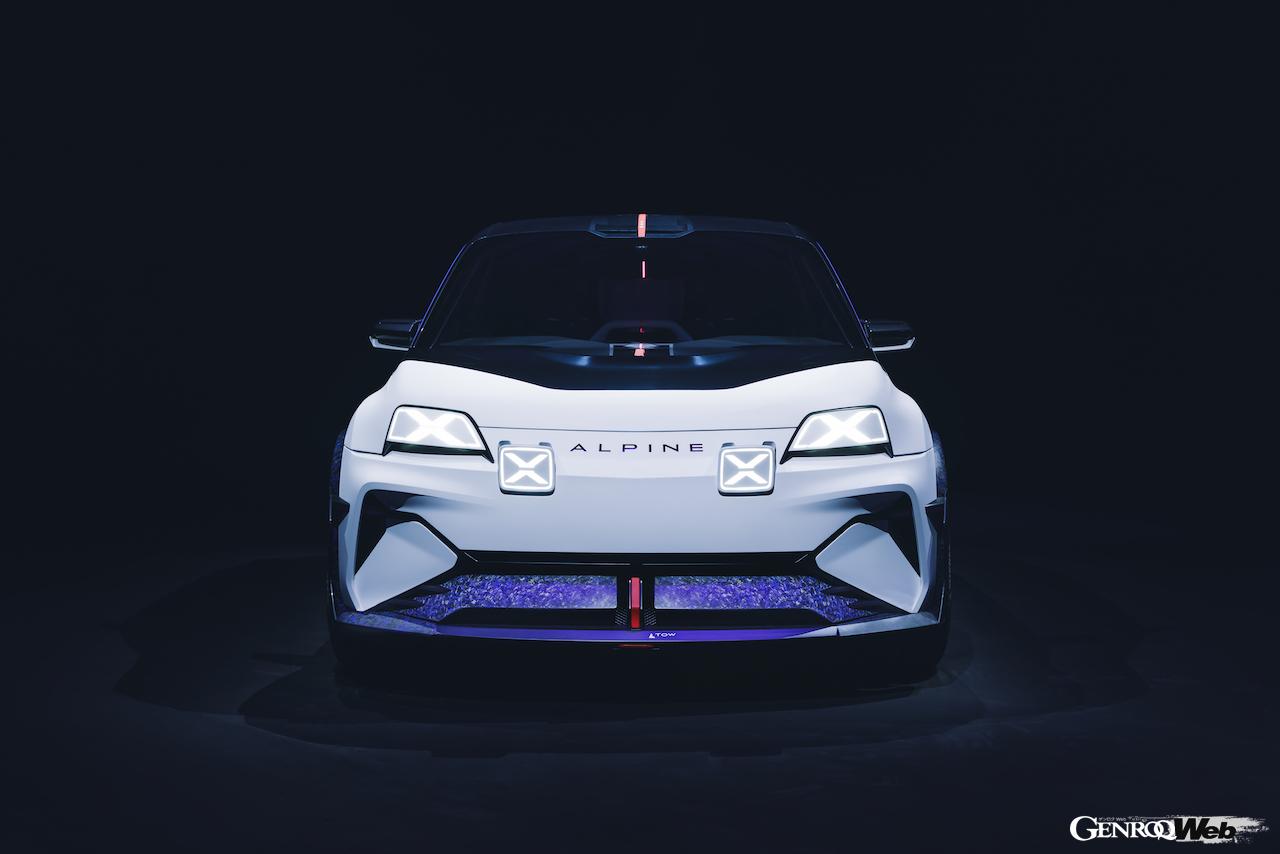 2024年にデビューする「アルピーヌ A290」を予告する「 A290_β」」のエクステリア。