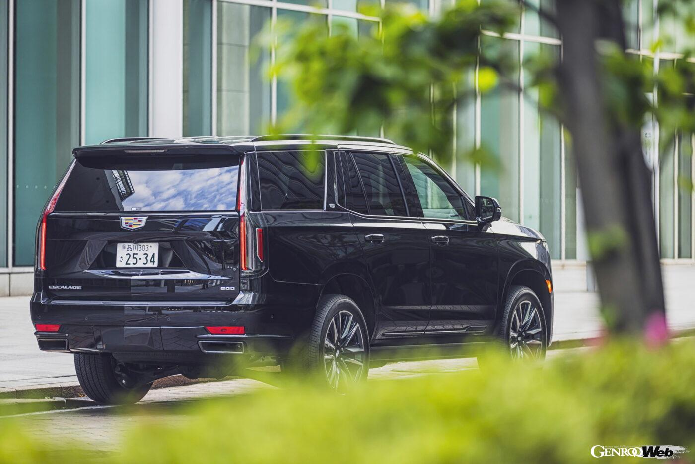 GENROQ 2023年7月号「The 12 Cylinders／12気筒は永遠に」発売中