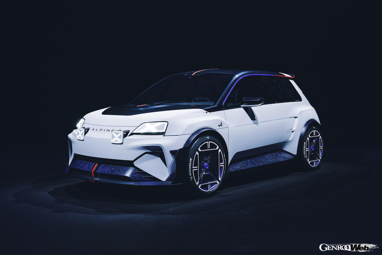 2024年にデビューする「アルピーヌ A290」を予告する「 A290_β」」のエクステリア。