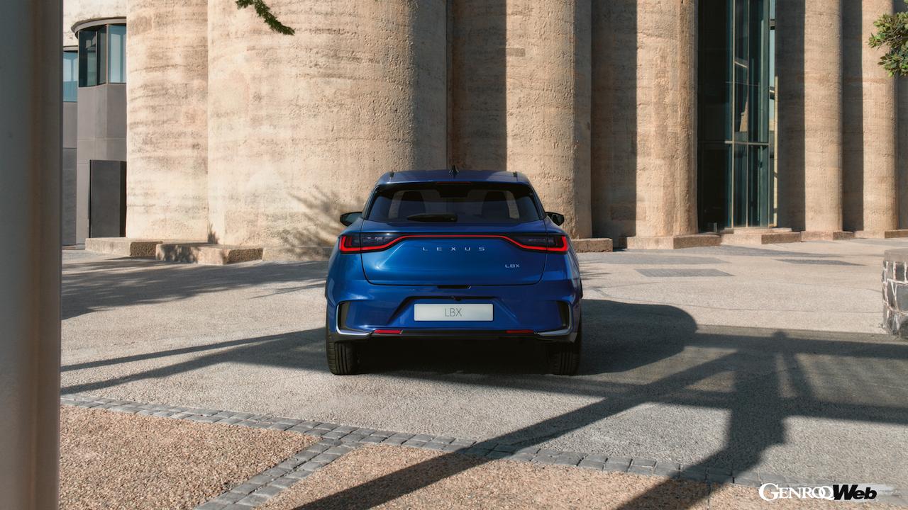 新型コンパクトラグジュアリーSUV「レクサス LBX」のエクステリア。