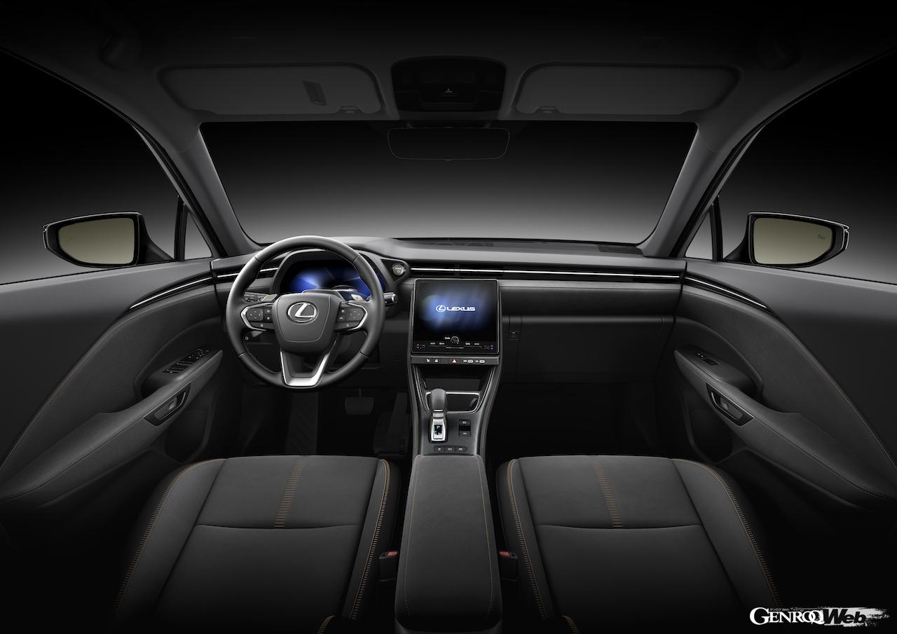 新型コンパクトラグジュアリーSUV「レクサス LBX」のインテリア。