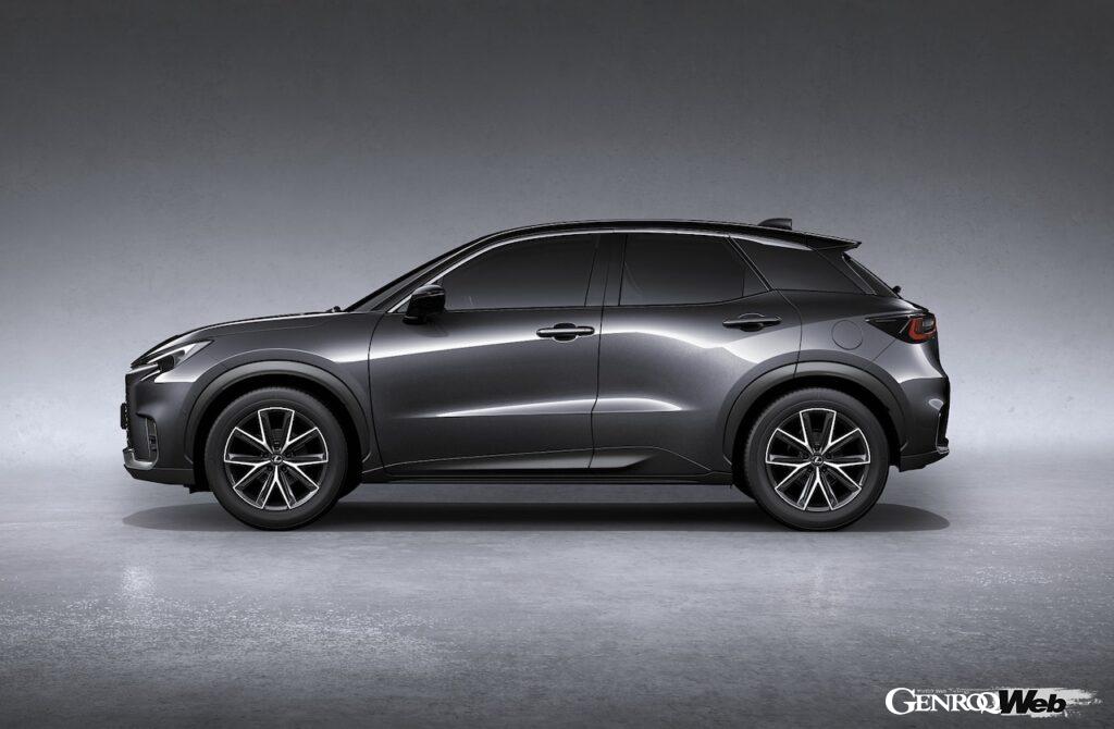 新型コンパクトラグジュアリーSUV「レクサス LBX」のエクステリア。